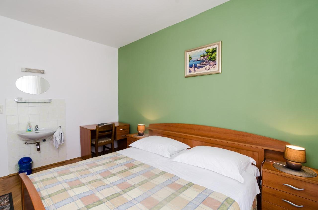 אורסאץ Guesthouse Moretic מראה חיצוני תמונה